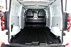 2025 Volkswagen Transporter TDI390