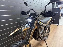 2026 Sur-ron ULTRA BEE R Black