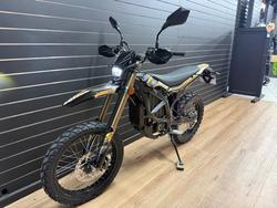 2026 Sur-ron ULTRA BEE R Black