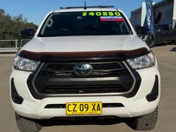 2020 Toyota Hilux SR