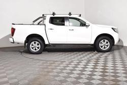 2021 Nissan Navara ST