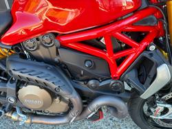 2014 Ducati MONSTER 1200S RED