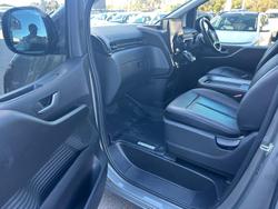 2023 Hyundai STARIA Elite