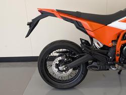 2026 KTM 390 SMC R SMC Orange