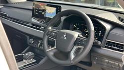 2026 Mitsubishi Outlander Exceed