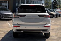 2026 Mitsubishi Outlander Exceed ZM MY25 AWD Sterling Silver