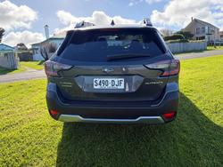 2025 Subaru Outback AWD Touring