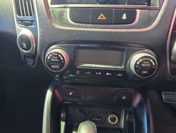 2012 Hyundai ix35 Highlander