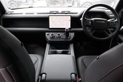 2024 Land Rover Defender 110 P400 X-Dynamic SE