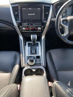 2021 Mitsubishi Pajero Sport Exceed