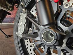 2022 Ducati Monster + 937 Monster Red