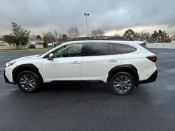2024 Subaru Outback AWD Touring