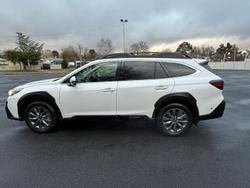 2024 Subaru Outback AWD Touring