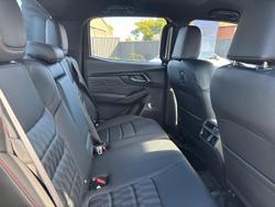 2026 Isuzu D-MAX X-TERRAIN MY25.5 4X4 Dual Range Mineral White