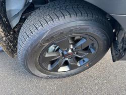 2026 Isuzu D-MAX X-TERRAIN MY25.5 4X4 Dual Range Mineral White