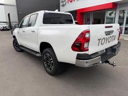 2023 Toyota Hilux SR5