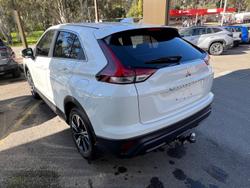 2022 Mitsubishi Eclipse Cross ES