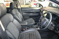 2021 Mitsubishi Outlander LS