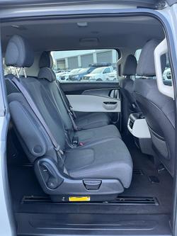 2022 Kia Carnival S