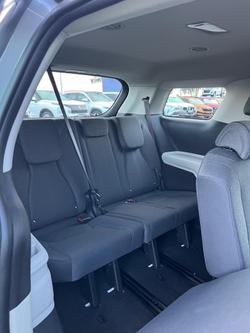 2022 Kia Carnival S