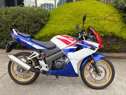 Honda CBR125R