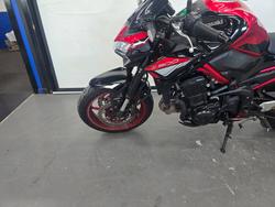 2024 Kawasaki 2024 Kawasaki 900CC (Z900) Sports Red