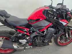 2024 Kawasaki 2024 Kawasaki 900CC (Z900) Sports Red