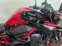 2024 Kawasaki 2024 Kawasaki 900CC (Z900) Sports Red