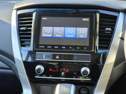 2022 Mitsubishi Pajero Sport GLX