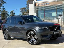 2021 Volvo XC90 T6 R-Design