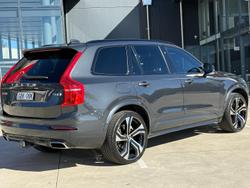 2021 Volvo XC90 T6 R-Design