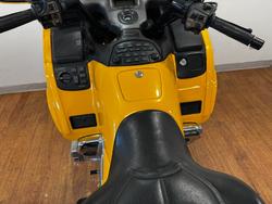 2002 Honda GL1800 (GL1800A) GOLDWING YELLOW
