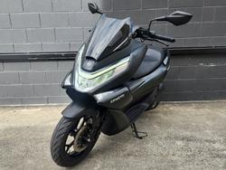 2025 CFMOTO 2025 CF MOTO 150CC 150SC GEM BLACK