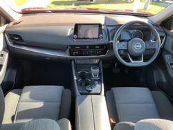 2023 Nissan X-TRAIL ST