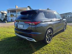 2024 Mitsubishi Outlander Exceed