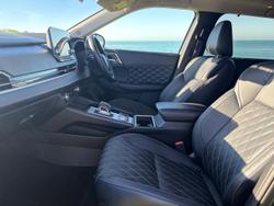 2024 Mitsubishi Outlander Exceed