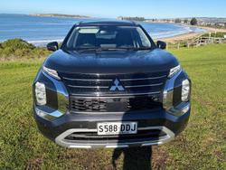 2024 Mitsubishi Outlander Exceed