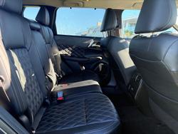 2024 Mitsubishi Outlander Exceed