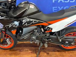 2024 Ktm 890 SM-T Black