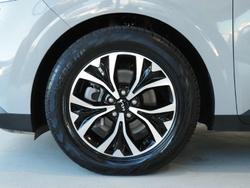 2022 Kia Carnival Si