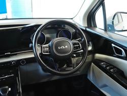 2022 Kia Carnival Si