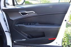 2025 Kia Sportage S