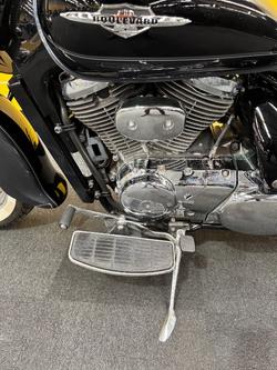 2011 Suzuki VL800T (BOULEVARD C50T) Black