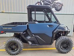 CAN-AM Defender Limited HD11