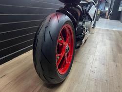 2022 DUCATI PANIGALE V2 White