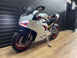 2022 DUCATI PANIGALE V2 White