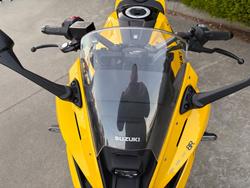 2024 Suzuki GSX-8R (GSX800FRQ) Yellow