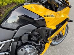 2024 Suzuki GSX-8R (GSX800FRQ) Yellow