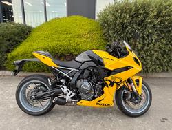 Suzuki GSX-8R (GSX800FRQ)