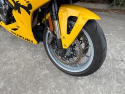 2024 Suzuki GSX-8R (GSX800FRQ) Yellow